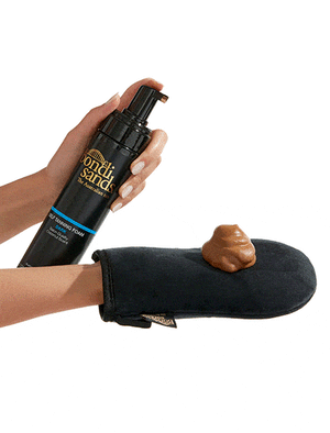 Australian Made Dark Self Tanning Foam With Black Application Mitt