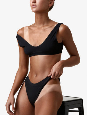 Salon Tanning Solution With 12% DHA With Dual Tanning Actives For the Perfect Glow